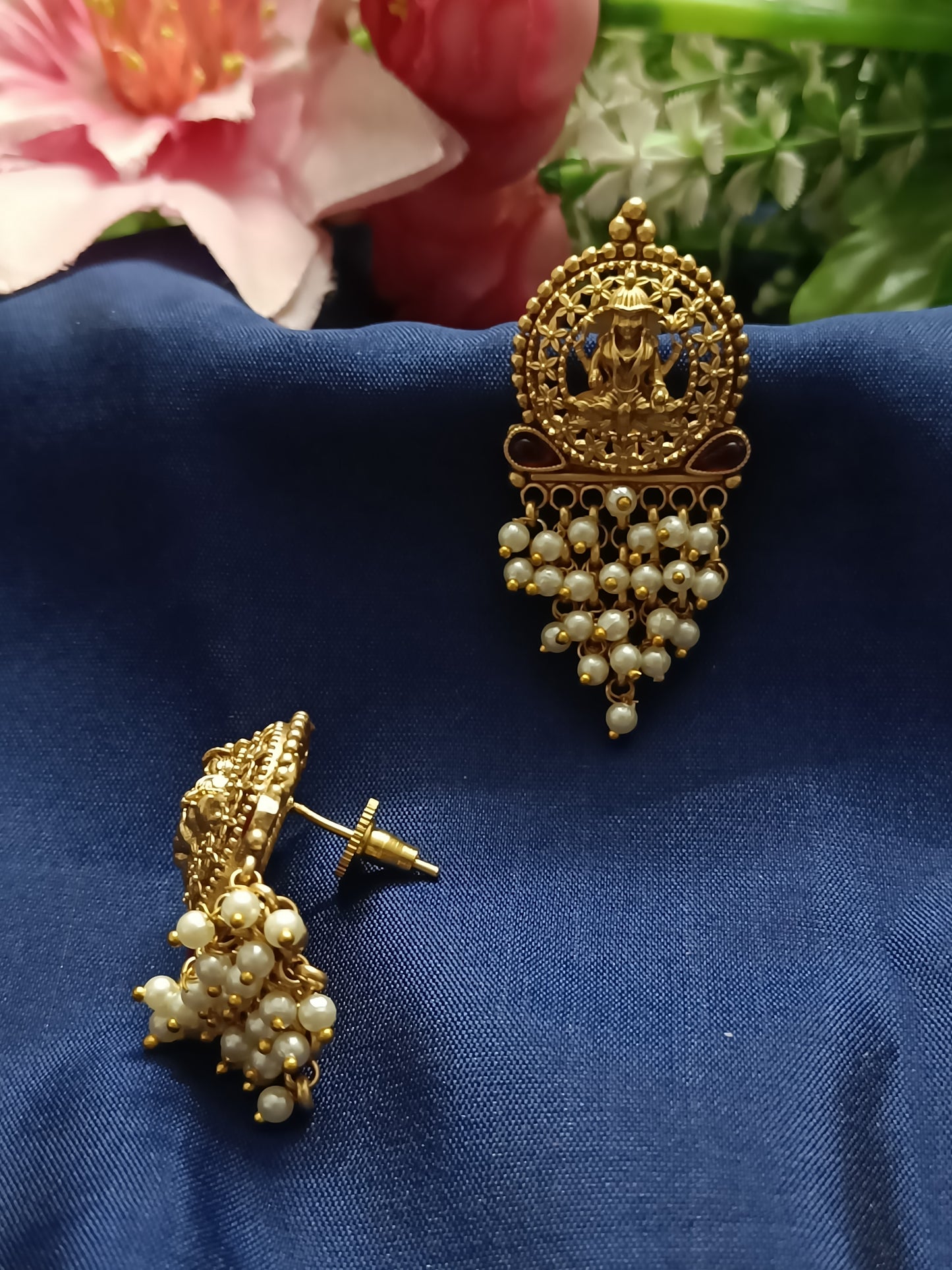 Pearl Beaded Lakshmi Stud