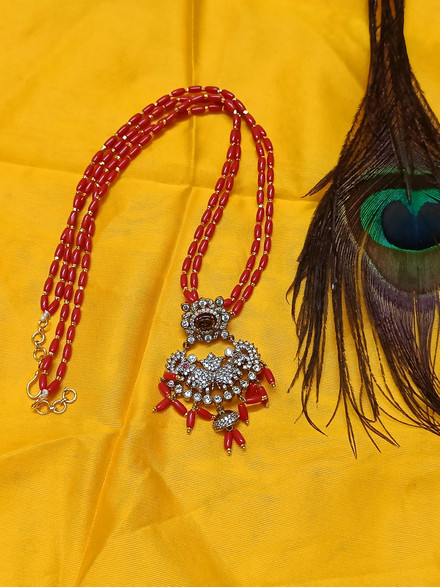 Premium Quality Coral Beads Necklace With Victorian Pendant