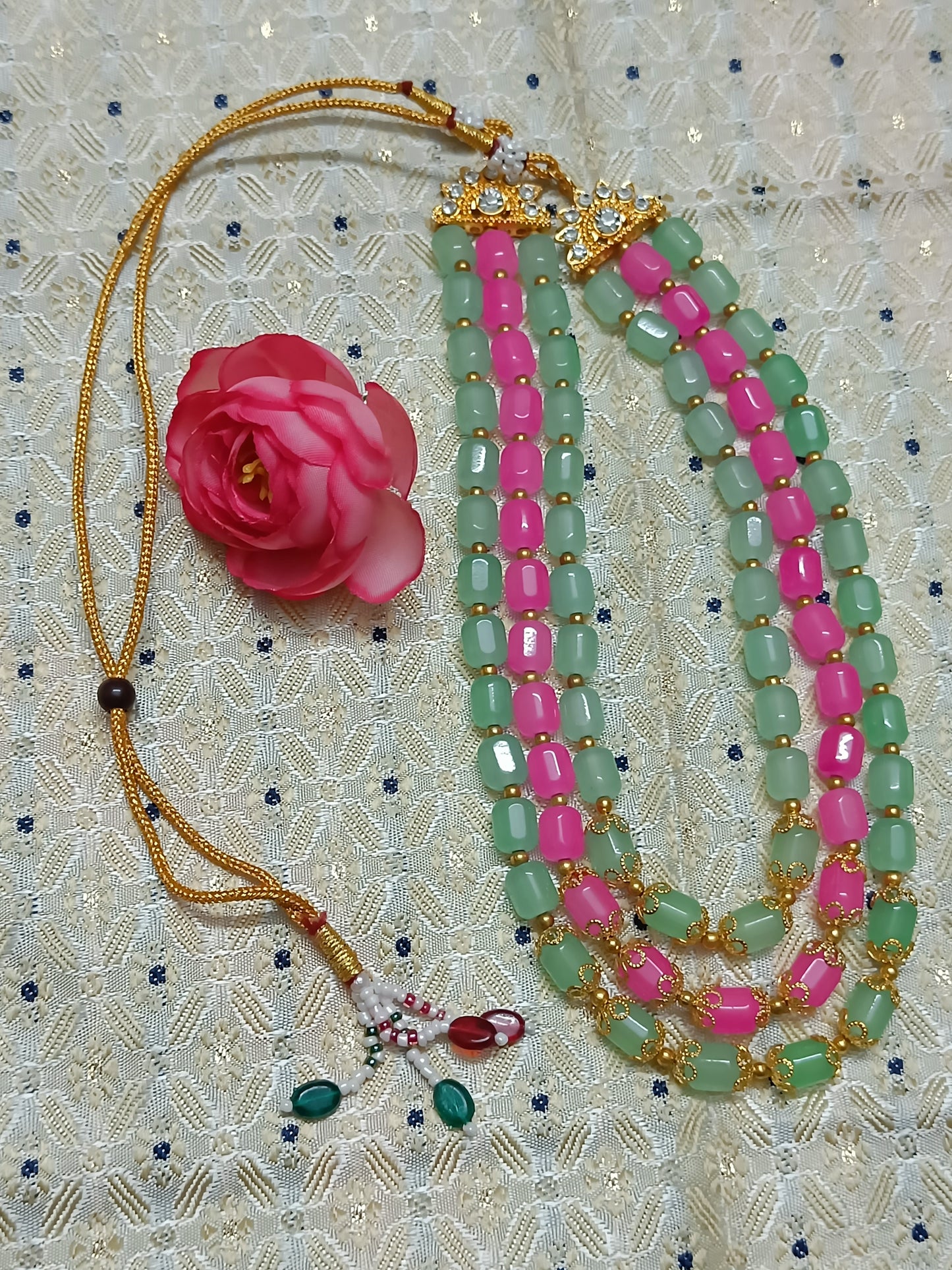Cylindrical Beads Necklace