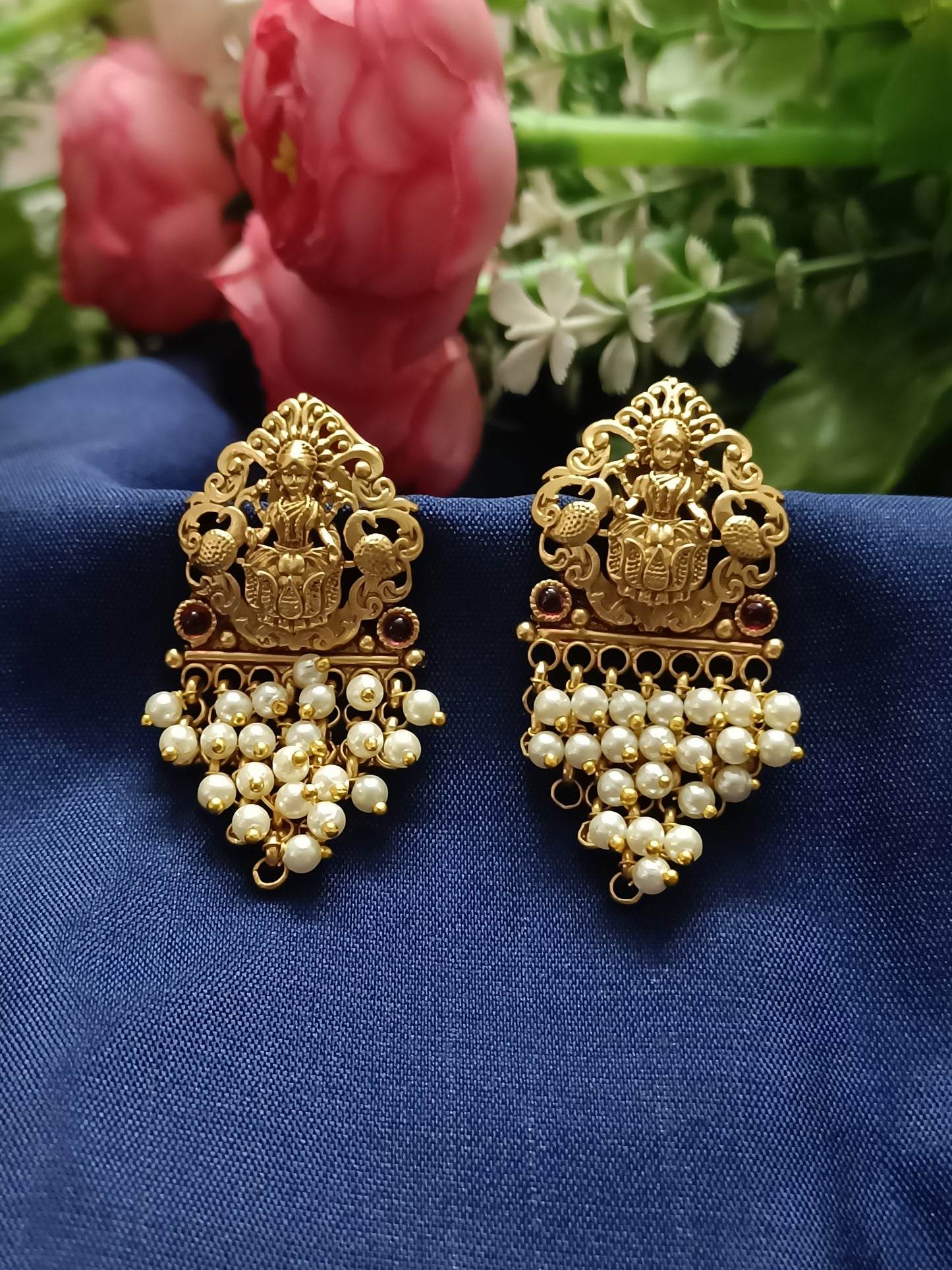 Pearl Beaded Lakshmi Stud