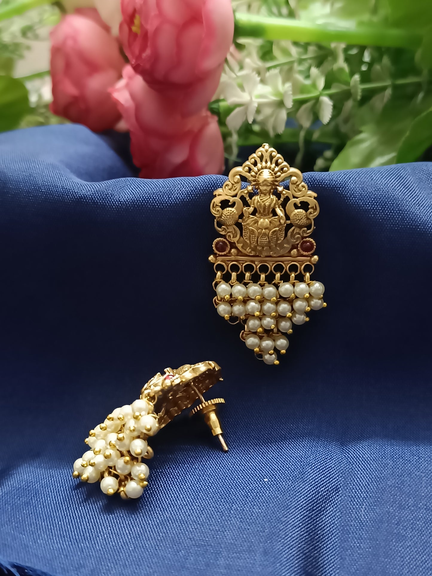 Pearl Beaded Lakshmi Stud