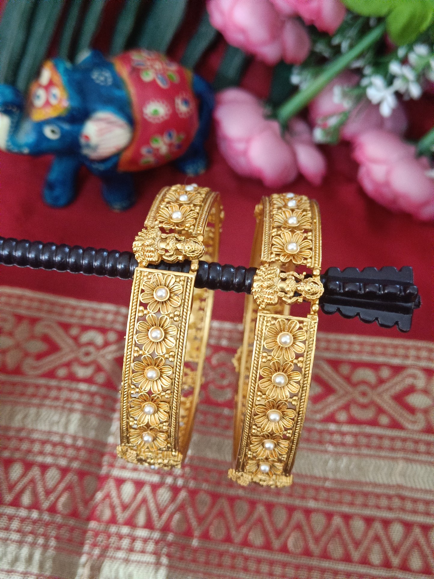 Elegant Matt finish Lakshmi flower design Bangle set